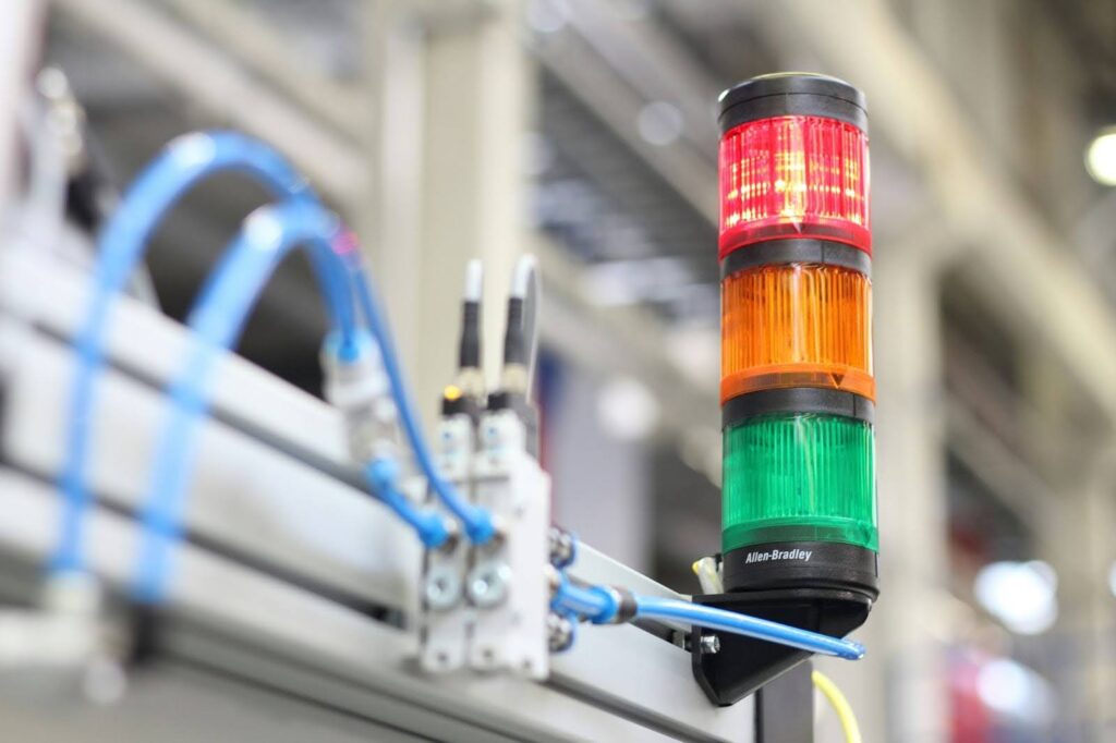 A Matroid stacklight integration can alert workers about safety or quality issues. (Photo by Vaclav on Unsplash)